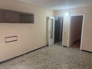 Pis  Carrer de colòmbia. Piso font verda granollers