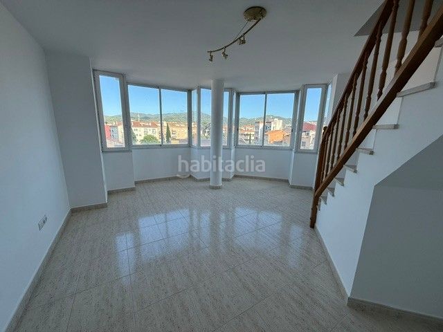 Foto f48817d4-a288-49a1-a04a-1ea44fbfe8d4. Ático  en venta en Sant Celoni