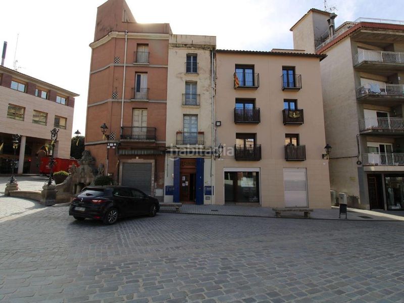 Foto 83b40844-3bb4-49b2-9b5c-a3ac873fa12b. Edificio en plaça font del lleó 13 edificio a reformar en Caldes de Montbui