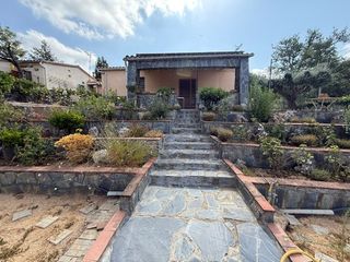 Chalet in Massanes. Casa en venta sant feliu de buixalleu