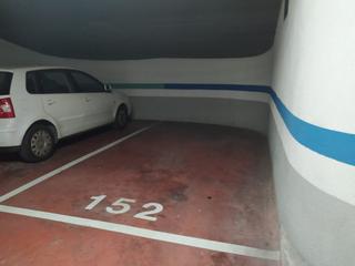 Miete Autoparkplatz in La Vila Olímpica del Poblenou. Plaza de parking en alquiler en la vila olímpica.
