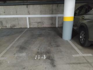 Miete Autoparkplatz in La Vila Olímpica del Poblenou. Parking en alquiler en la vila olímpica, junto la calle marina