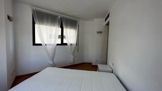 Alquiler Piso  Barcelona - avinguda bogatell. Precioso piso de 4 habitaciones todo exterior