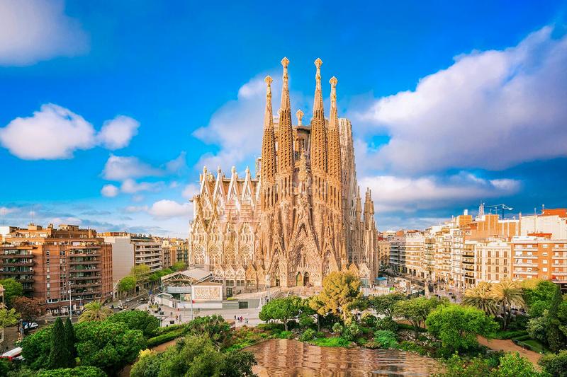 Foto ec54fdfa-a7c0-496a-89a2-4e80700d5b01. Local comercial a La Bordeta Barcelona