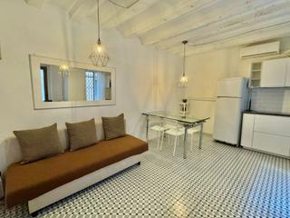 Miete Etagenwohnung in Barceloneta. Piso amueblado!!!