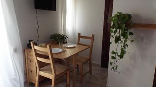 Rent Flat in Barceloneta. Vista lateral al mar