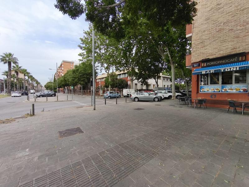 Foto eded75c0-93e7-4193-980f-5a7f3ab3887b. Aparcament cotxe a Sant Roc Badalona