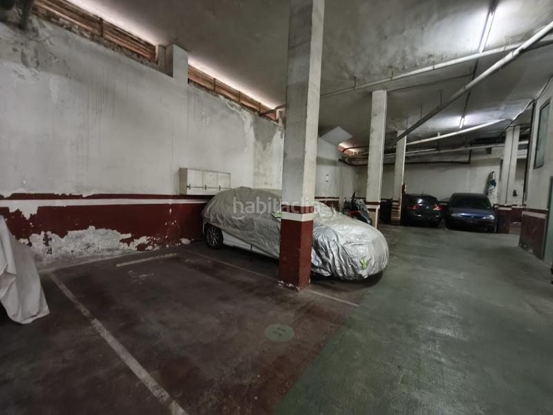 Foto f100ffc8-0700-4b5b-a9d6-45a41e4cc6a7. Posto auto in Sant Roc Badalona