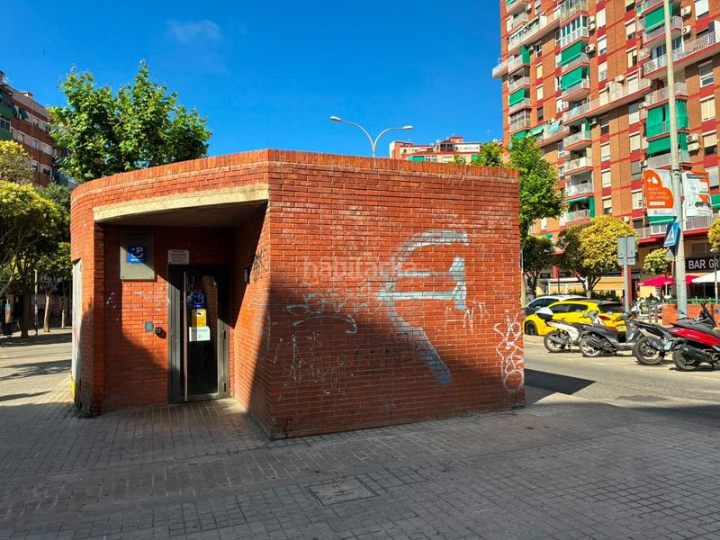 Foto cacecc1f-e800-4217-967f-b4a1118c0742. Aparcament cotxe a Llefià Badalona