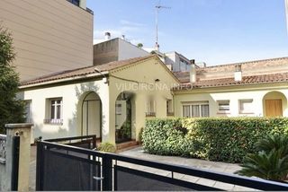 Maison  Carrer narcís blanch. Casa en parcela de 226m² con posibilidad de edificar