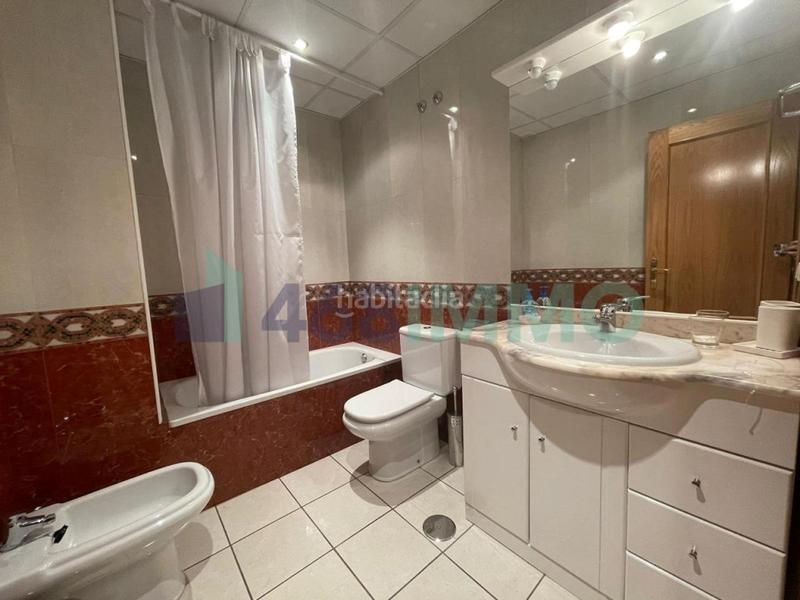Foto c13b6847-ebd3-4ae5-b4d2-564ad823880d. Location appartement avec parking dans Els Cortals Encamp