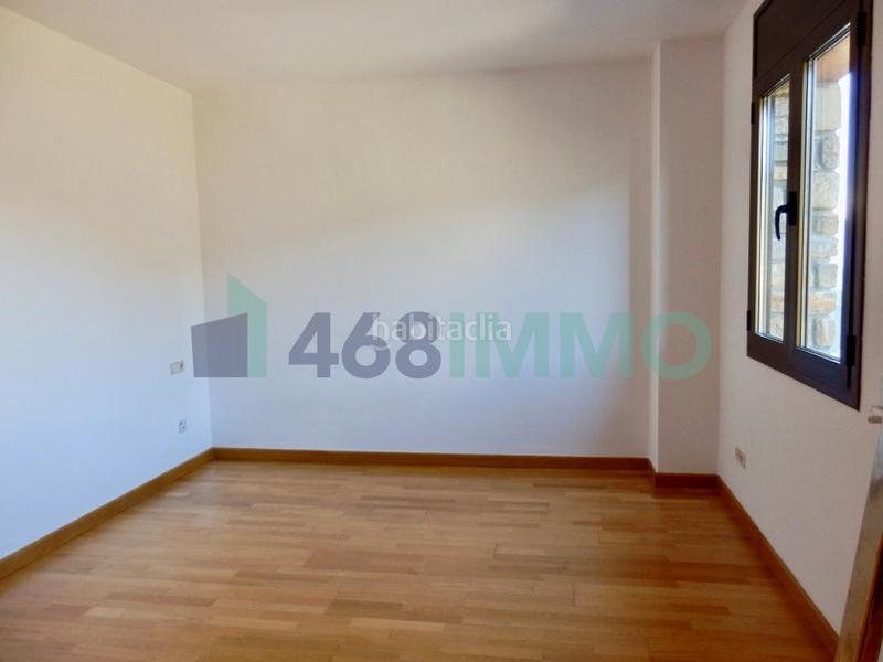 Foto b8544650-f22e-4076-b1d2-ed9f3151d0ca. Casa adosada chalet adosado en venta en Engolasters Escaldes-Engordany