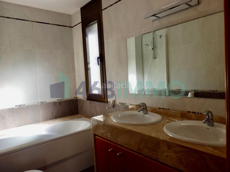Foto ce2fa97e-e9a7-436e-9032-10b65d3cf9a9. Casa adosada chalet adosado en venta en Engolasters Escaldes-Engordany