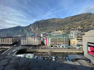 Location Bureau  N/a. Oficina de 642m en alquiler en andorra