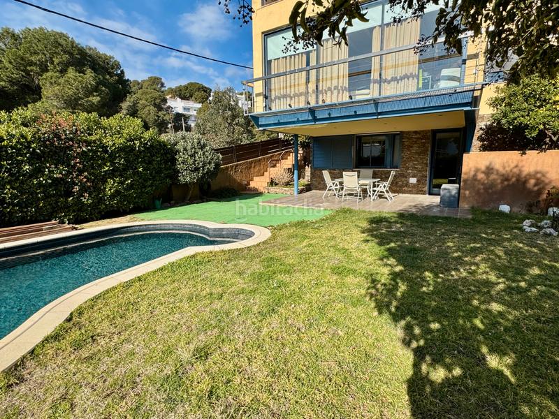 Foto 1ece2aa5-c0fa-4902-b3a8-ea2098fb7223. Casa adossada amb calefacció aparcament piscina a Llançà