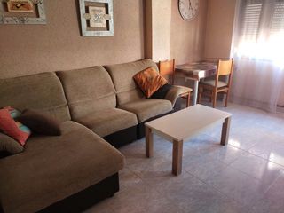 Location Appartement  Avinguda catalunya 20. Alquiler de piso exclusivamente para estudiantes.!!!!