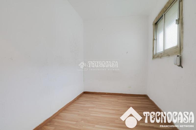 Foto d06c2489-5a37-4a4d-b6a2-8776f0f52afb. Piso  en venta en Riu Sud Santa Coloma de Gramenet