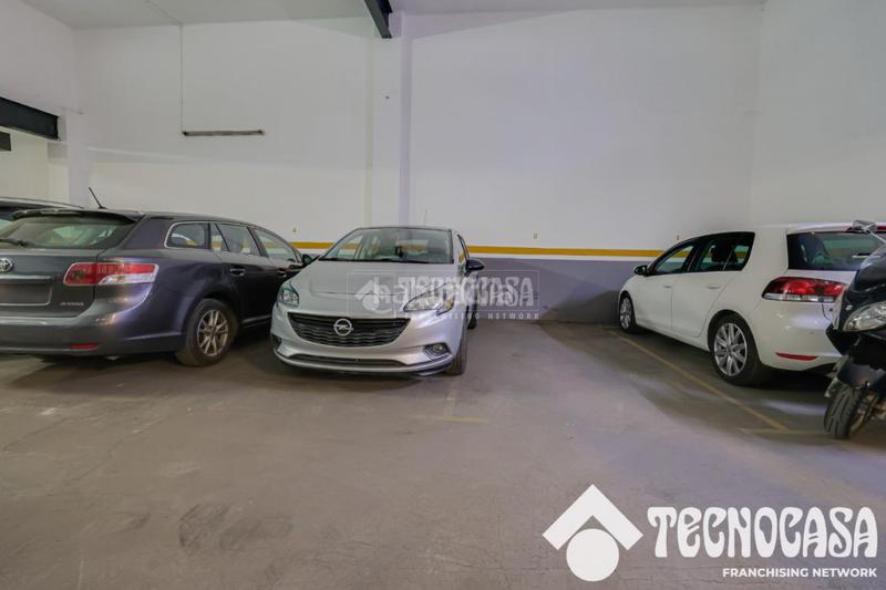 Foto cf7a0cd9-6d61-4c32-bfd8-f5b254fde07c. Posto auto in Riu Sud Santa Coloma de Gramenet