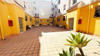 Duplex à La Banda - Campo de Fútbol. Duplex en 1 planta para reformar en avenida de solano