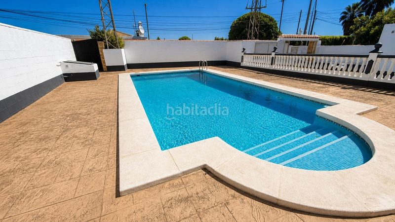 Foto 510e02c7-936a-4cc5-a97e-ebad786f93b1. Xalet amb aparcament piscina a Los Franceses - La Vega Chiclana de la Frontera