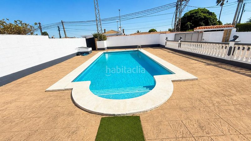 Foto d496655b-9a00-42ac-9075-1281b7e8078b. Xalet amb aparcament piscina a Los Franceses - La Vega Chiclana de la Frontera