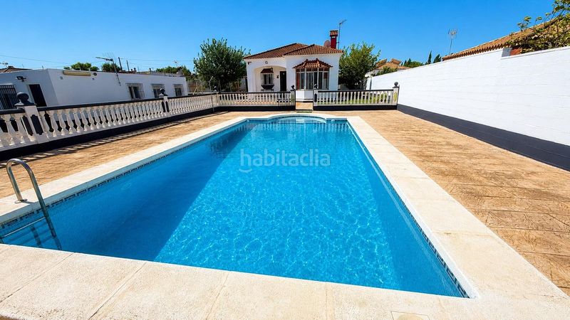 Foto df10102e-a341-40a2-86c8-1b0b04211f20. Xalet amb aparcament piscina a Los Franceses - La Vega Chiclana de la Frontera