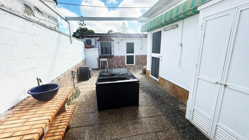 Foto 0c8711be-e4f9-4fe6-b3b4-0aba216c1191. Xalet amb calefacció aparcament piscina a Las Lagunas - Campano Chiclana de la Frontera