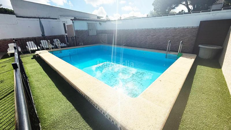 Foto f0b38df6-7be1-4116-be70-87b04538183b. Xalet amb calefacció aparcament piscina a Las Lagunas - Campano Chiclana de la Frontera