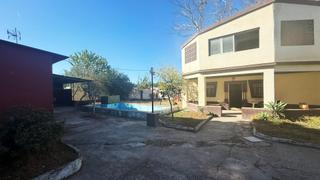 Chalet in Pelagatos - Pago del Humo. Dos viviendas con gran potencial en una parcela de 600m