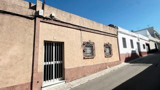 Haus in La Banda - Campo de Fútbol. Casa en planta baja cerca a huerta del rosario