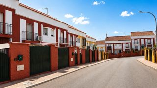 Reihenhaus in Núcleo urbano. Gran unifamliar en monte del aguila  av. de la música