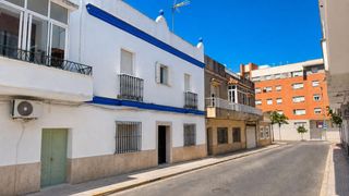 Casa a La Banda - Campo de Fútbol. Gran casa con ascensor en avenida de solano