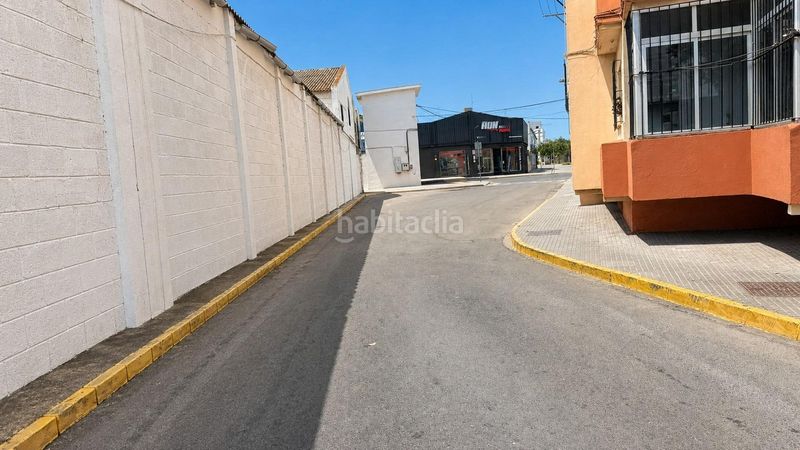 Foto c879e7a4-3566-4c3e-b4a0-ac701344cd81. Pis a La Banda - Campo de Fútbol Chiclana de la Frontera