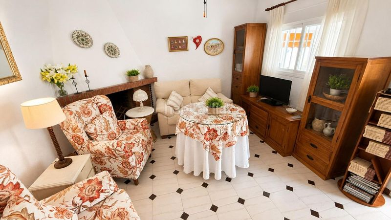 Foto 42e5bdf8-2d06-4703-9bb8-bed931b9d3fe. Xalet amb aparcament piscina a Las Lagunas - Campano Chiclana de la Frontera