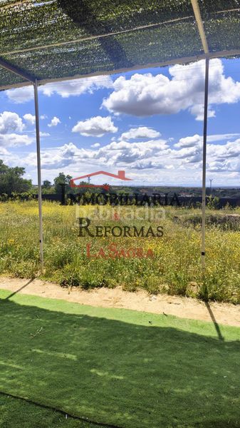 Foto 899a629f-ef8a-45c4-9045-3b1357359eb7. Alquiler finca rústica parcela de 6.500 m² con casa prefabricada –venta y/o alquiler con opción a compra en Carranque