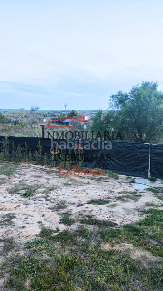 Foto 14251987-9b37-4704-9379-68d0c86a478d. Finca rústica parcela de 6.500 m² con casa prefabricada –venta y/o alquiler con opción a compra en Illescas
