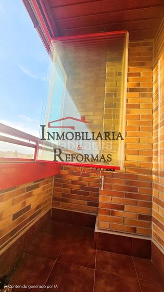 Foto e8a06324-c4a1-4d35-8293-84d7949f0b00. Appartamento con riscaldamento parcheggio piscina in Seseña