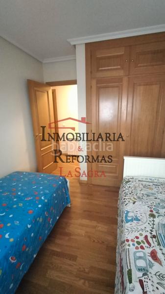 Foto e941a81f-3a92-41ae-ad05-a79e8112b1b6. Appartamento con riscaldamento parcheggio piscina in Seseña