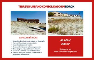 Residential Plot in Borox. Terreno residencial céntrico con planos de posible construcción