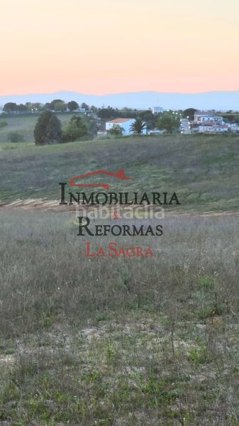 Foto 50056fa6-4c88-4285-b3ef-87ec25ff8db6. Affitto terreno residenziale in Carranque