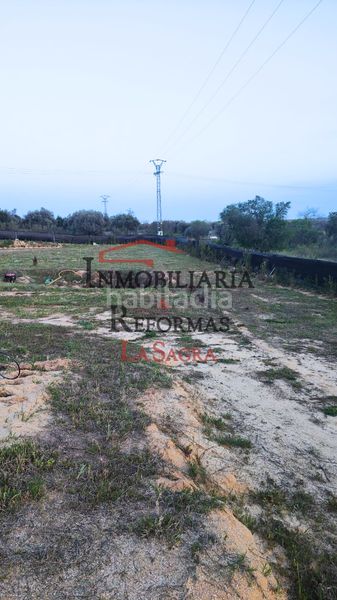 Foto 6cd8b0ca-be84-4010-9f3e-a7c2bdb73ab6. Affitto terreno residenziale in Carranque