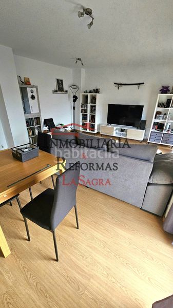 Foto 8cee1c98-5f8c-44ce-9d4f-e1ebb5ffb67e. Dúplex amb calefacció aparcament piscina a Villaseca de la Sagra