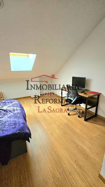 Foto 4e28fc32-34df-447f-ac85-29cfb4bfe2b7. Duplex in calle el olivo 21 in Mocejón