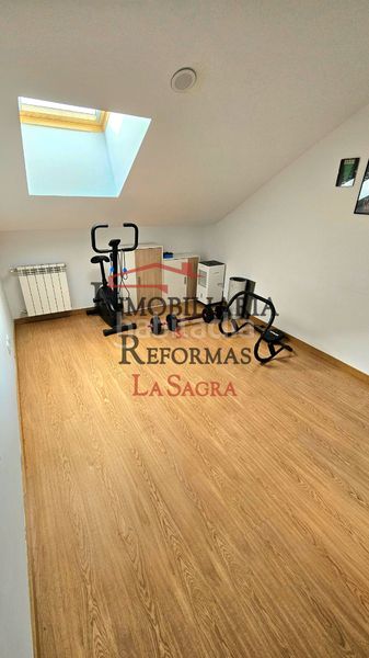 Foto b745cfe1-f6b6-4b68-963e-d6442b1f7576. Duplex in calle el olivo 21 in Mocejón