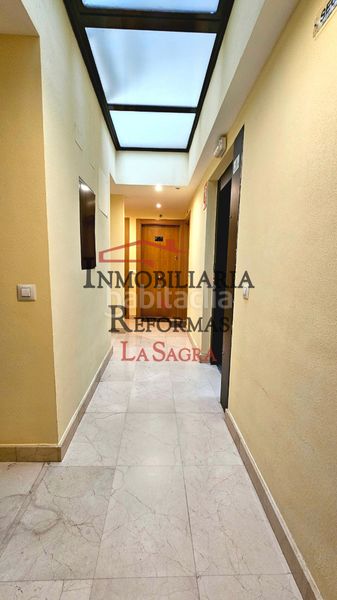 Foto 198ba7a0-fd10-4223-a96f-d6a84220b789. Dúplex a calle toledo 3 a Magán