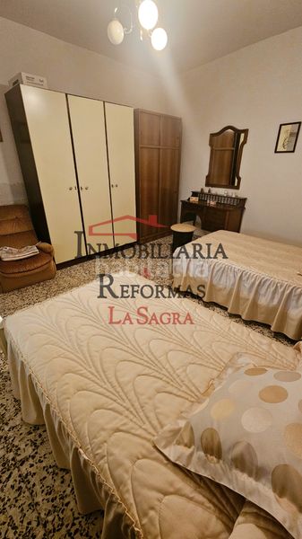 Foto 0cefe669-a7d0-4a3b-8812-bd68bfbd7c2f. Casa amb xemeneia aparcament a Las Américas Parla