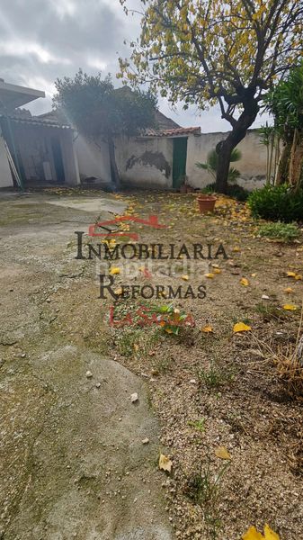 Foto 5615949f-57df-43cb-8281-c027b694b082. Casa amb xemeneia aparcament a Las Américas Parla