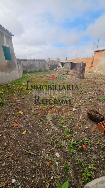 Foto fd00c234-4fae-4a2c-8b55-e4d97aa121d8. Casa amb xemeneia aparcament a Las Américas Parla