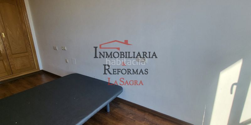 Foto fac7a535-33de-4968-b537-5e581d87a8cb. Pis amb calefacció a Cedillo del Condado