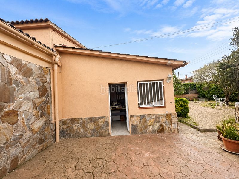 Foto 2071856d-df6d-4692-a608-09e1782b1285. Chalet casa amb jardí i parcel·la de 360 m² a en Llinars del Vallès